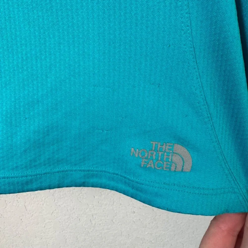 The North Face Teal Blue Stretchy Skort Skirt - Size Medium - EUC